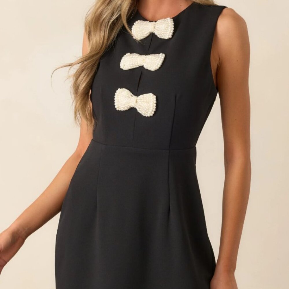 Black Sleeveless Mini Dress